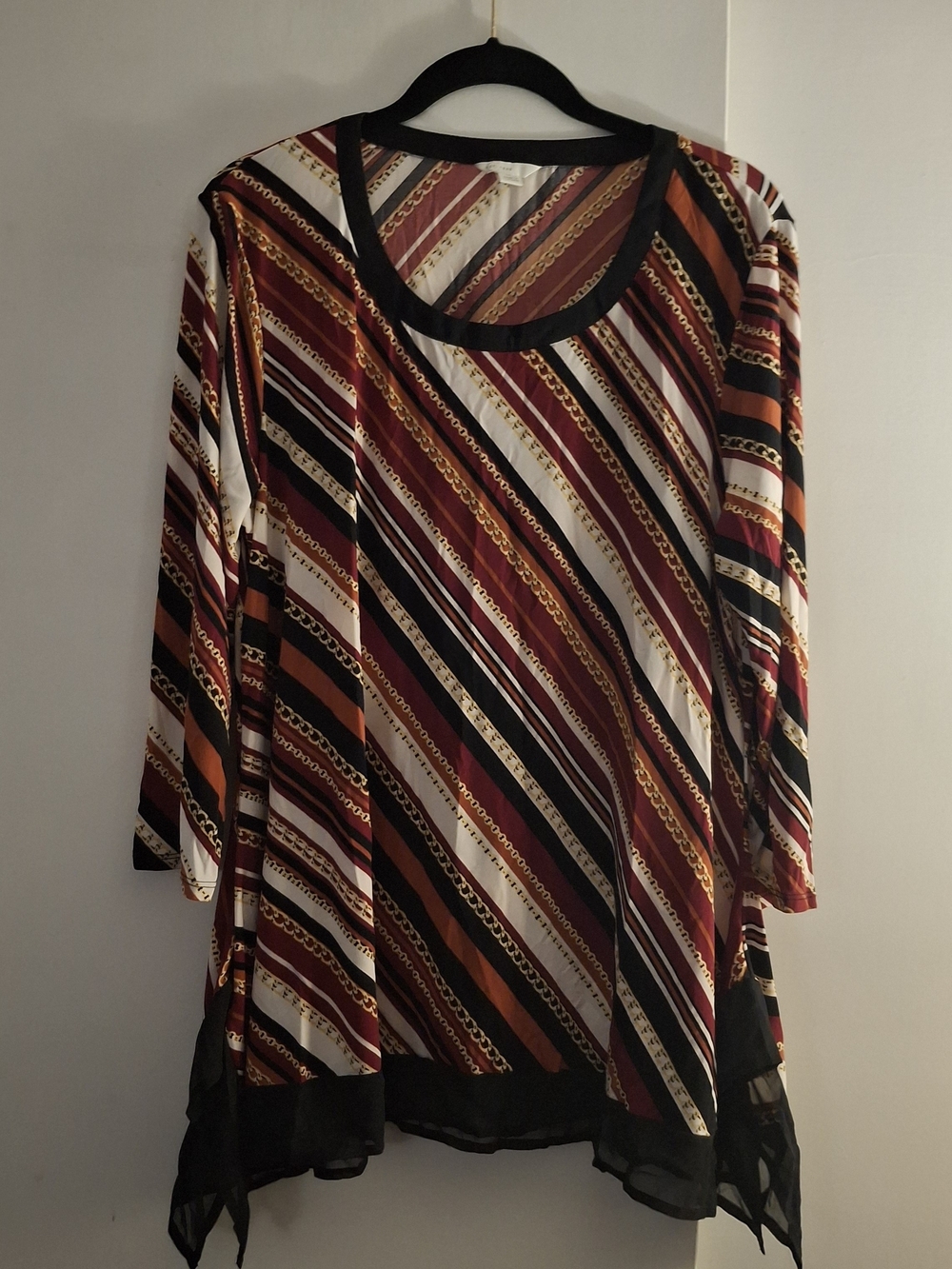 C Est. 1946 Women's 3/4 Sleeve Striped Chain-Print Tunic Top - Burgundy/Black